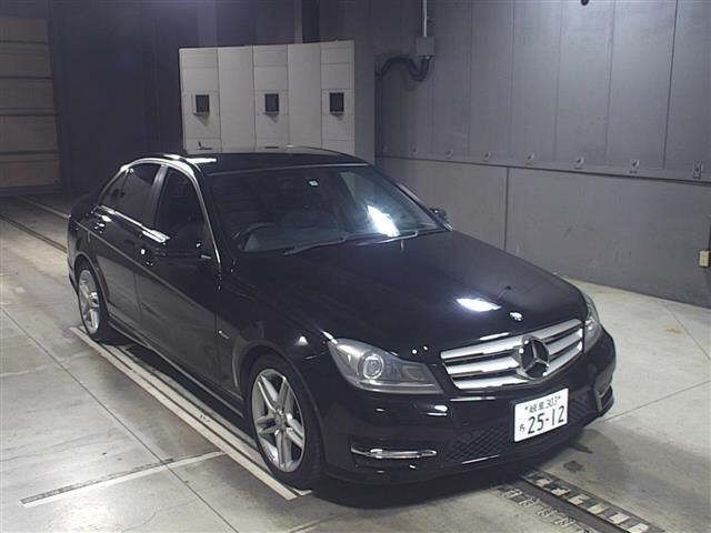 60031 Mercedes benz C class 204048 2011 г. (JU Gifu)